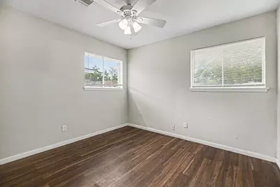 2222 20th Avenue N, Texas City, TX 77590 - Photo 19