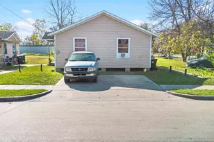 6002 Collingsworth St, Houston, TX 77026 - Photo 7