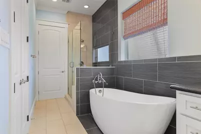 11718 Beachside, Galveston, TX 77554 - Photo 15