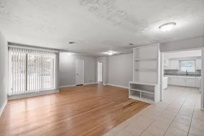 8410 Bob White Drive, Houston, TX 77074 - Photo 3