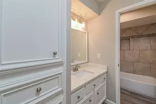 3030 Misty Park Dr, Houston, TX 77082 - Photo 17