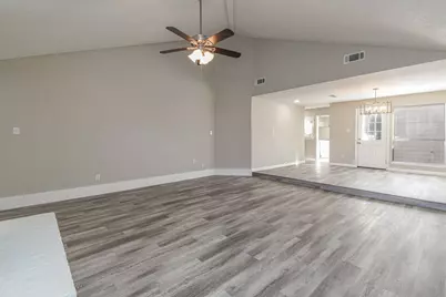 3030 Misty Park Drive, Houston, TX 77082 - Photo 9