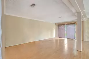 855 Silverpines Rd, Houston, TX 77062 - Photo 11