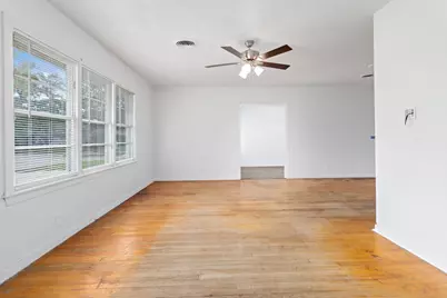 2413 McKee Drive, Orange, TX 77630 - Photo 5