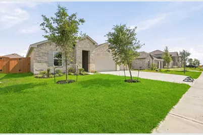 501 Comal Trail, Dayton, TX 77535 - Photo 3
