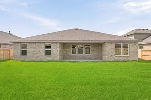 501 Comal Trl, Dayton, TX 77535 - Photo 11