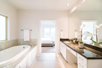 11133 Olympia Drive, Houston, TX 77042 - Photo 11