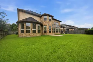 13929 N Lake Branch Ln, Houston, TX 77044 - Photo 37