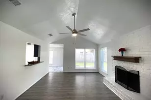 15523 Pensgate St, Houston, TX 77062 - Photo 7