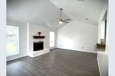 15523 Pensgate Street, Houston, TX 77062 - Photo 5