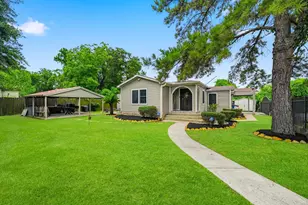 7241 Glen Falls St, Houston, TX 77049 - Photo 3
