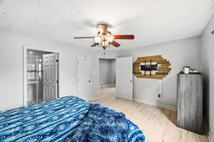 7241 Glen Falls St, Houston, TX 77049 - Photo 17