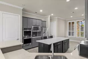 349 Kerry Bog Ln, The Woodlands, TX 77382 - Photo 7