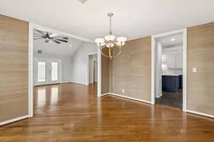 2194 Twin Lakes Blvd, West Columbia, TX 77486 - Photo 7