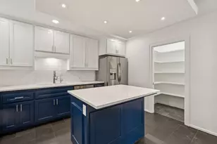 2194 Twin Lakes Blvd, West Columbia, TX 77486 - Photo 9