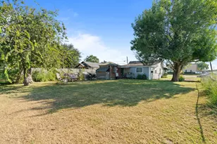 2562 1st St, Ingleside, TX 78362 - Photo 15
