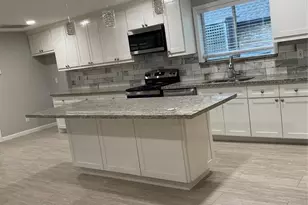 1622 Fall Valley Dr, Houston, TX 77077 - Photo 3