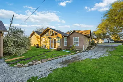 422 Rice Avenue, Arcola, TX 77583 - Photo 11