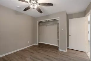 2402 Sycamore Ave, Huntsville, TX 77340 - Photo 21