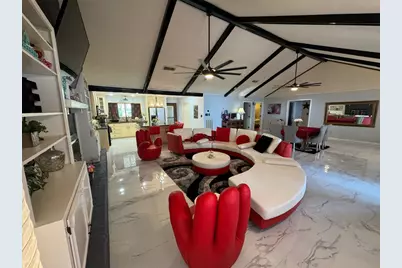 323 Mallard Point, Livingston, TX 77351 - Photo 7