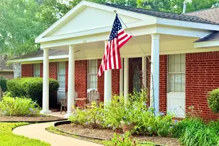 204 Hillcrest Dr, Alvin, TX 77511 - Photo 47