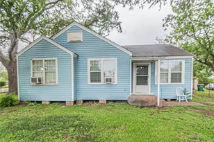 203 Beatrice St, La Marque, TX 77568 - Photo 1
