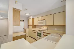 7700 Seawall Blvd, Galveston, TX 77551 - Photo 23
