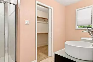 105 Perth St, Victoria, TX 77904 - Photo 15