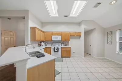 607 29th Avenue N, Texas City, TX 77590 - Photo 13