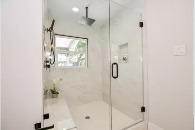 4302 McDermed Drive, Houston, TX 77035 - Photo 3