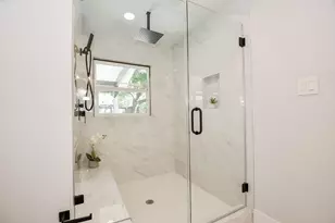 4302 McDermed Dr, Houston, TX 77035 - Photo 3