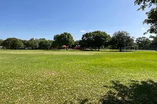 4302 McDermed Dr, Houston, TX 77035 - Photo 29