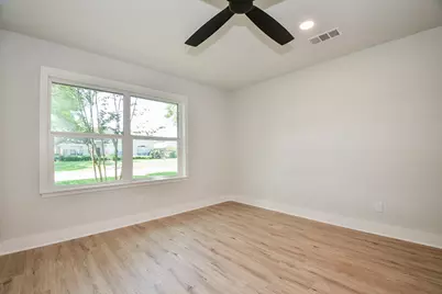 4302 McDermed Drive, Houston, TX 77035 - Photo 25