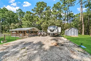 384 Phillips Rd, Onalaska, TX 77360 - Photo 15