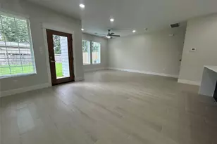 6735 Utah St, Houston, TX 77091 - Photo 3