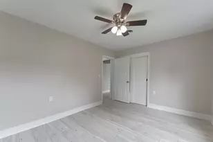 2627 Bayou Ave, Baytown, TX 77520 - Photo 27