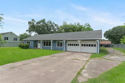 2627 Bayou Avenue, Baytown, TX 77520 - Photo 33