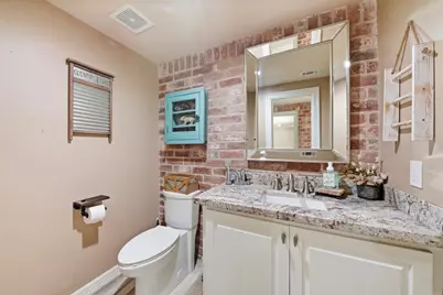109 Riverbrook Drive, Conroe, TX 77385 - Photo 17