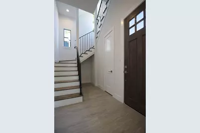 820 W 22nd Street, Houston, TX 77008 - Photo 9