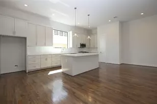 820 W 22nd St, Houston, TX 77008 - Photo 3