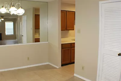 9700 Leawood Boulevard #1713, Houston, TX 77099 - Photo 5