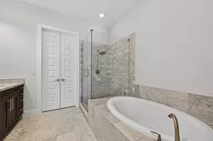 11012 Ave Malkenu Ave, Houston, TX 77043 - Photo 33