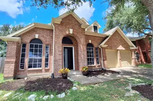 17122 Canterbury Green Ct, Sugar Land, TX 77498 - Photo 1