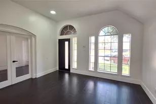 17122 Canterbury Green Ct, Sugar Land, TX 77498 - Photo 15