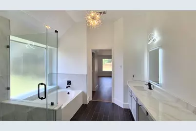 17122 Canterbury Green Court, Sugar Land, TX 77498 - Photo 33