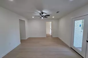 7214 Whippoorwill Ln, Texas City, TX 77591 - Photo 5