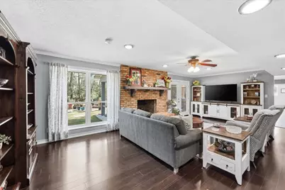 3212 Timberlane Circle, Orange, TX 77632 - Photo 11