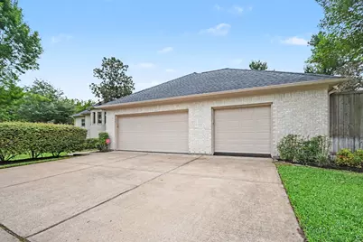 501 Providence Drive, Friendswood, TX 77546 - Photo 43