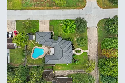 501 Providence Drive, Friendswood, TX 77546 - Photo 49