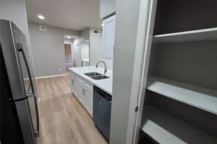 1818 Augusta Dr, Houston, TX 77057 - Photo 17